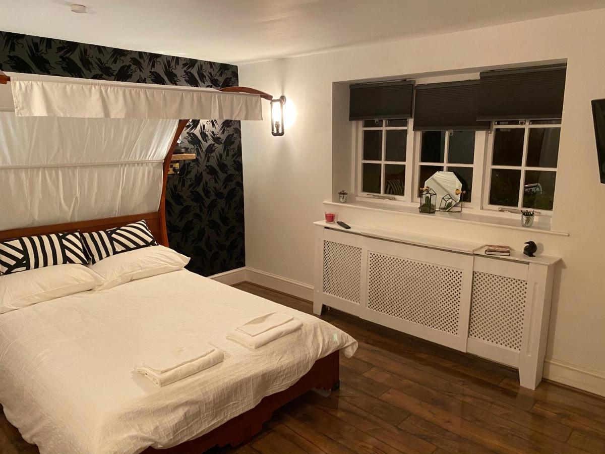 The Raven Suite Henley-on-Thames Esterno foto